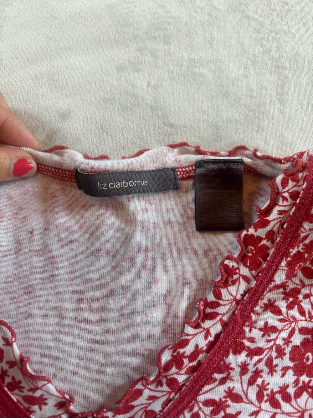 Y2K Liz Claiborne Red Floral Lettuce Hem Long Sleeve Top M - Picture 5 of 8